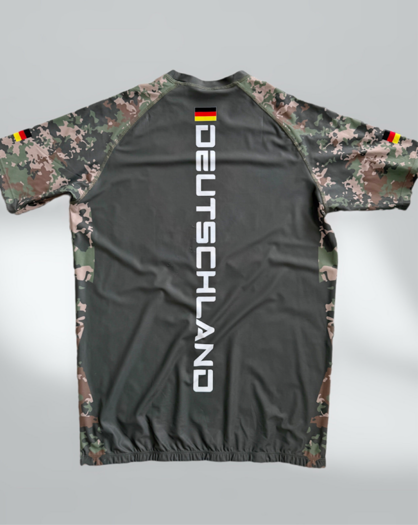 Deutschland – Rashguard Grün Camo