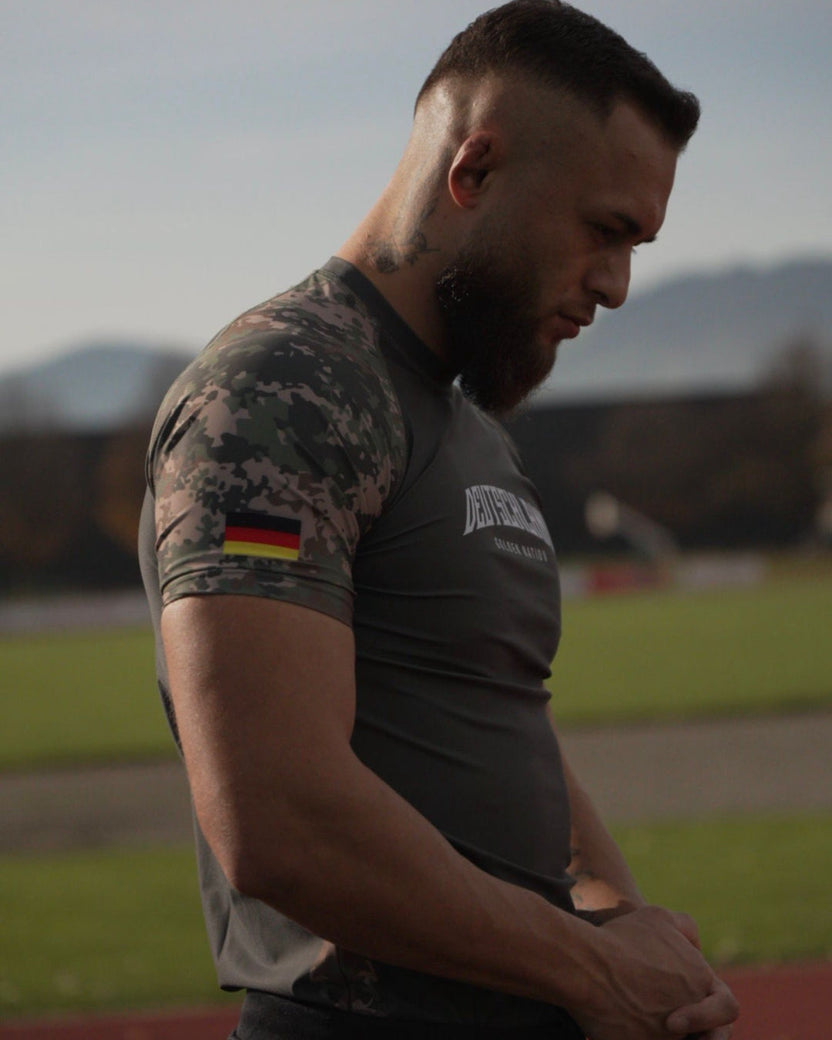 The Kelt Rashguard „Ancient Legacy“ | Golden Nation – GOLDEN NATION
