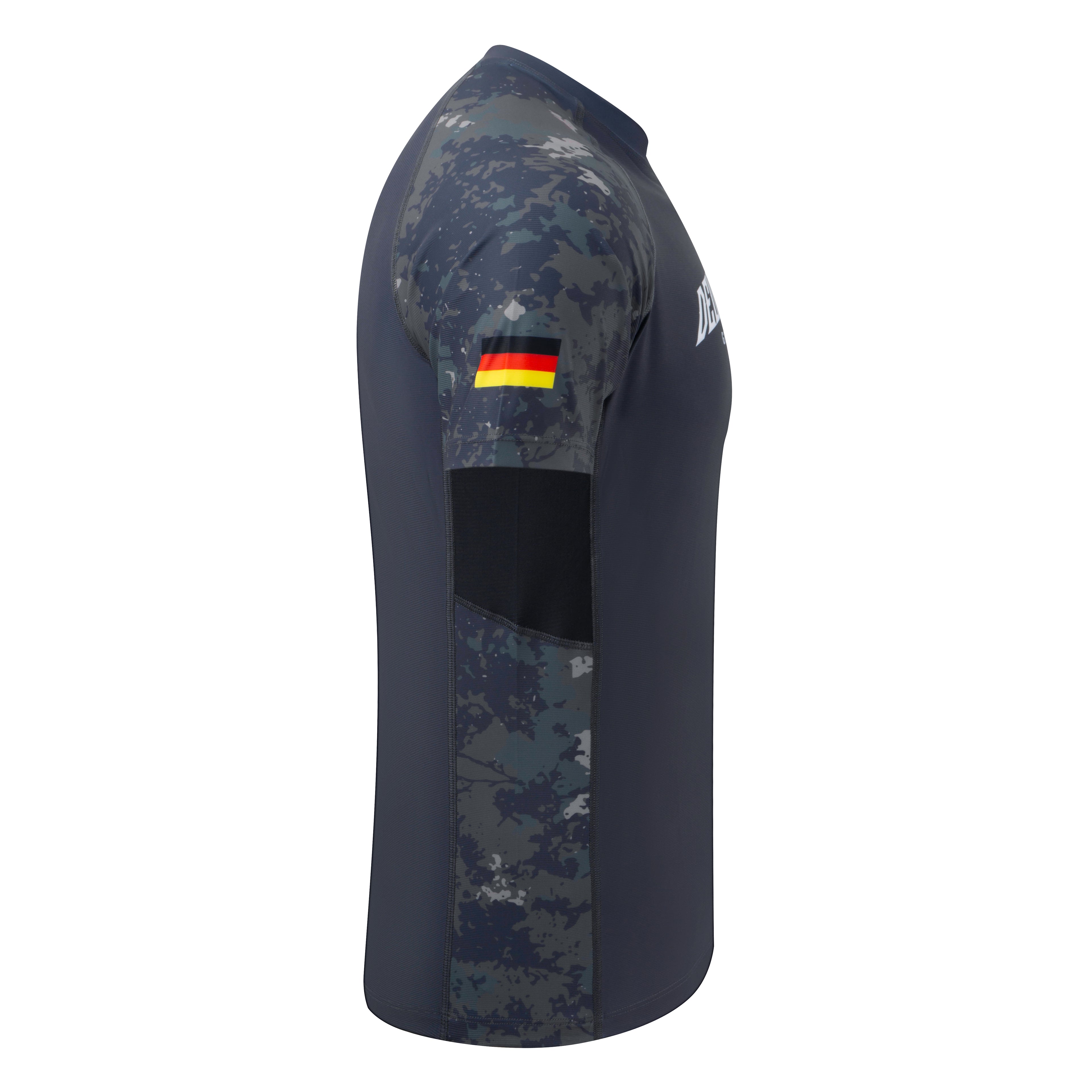 Deutschland - Rashguard (Gunmetal Camo)