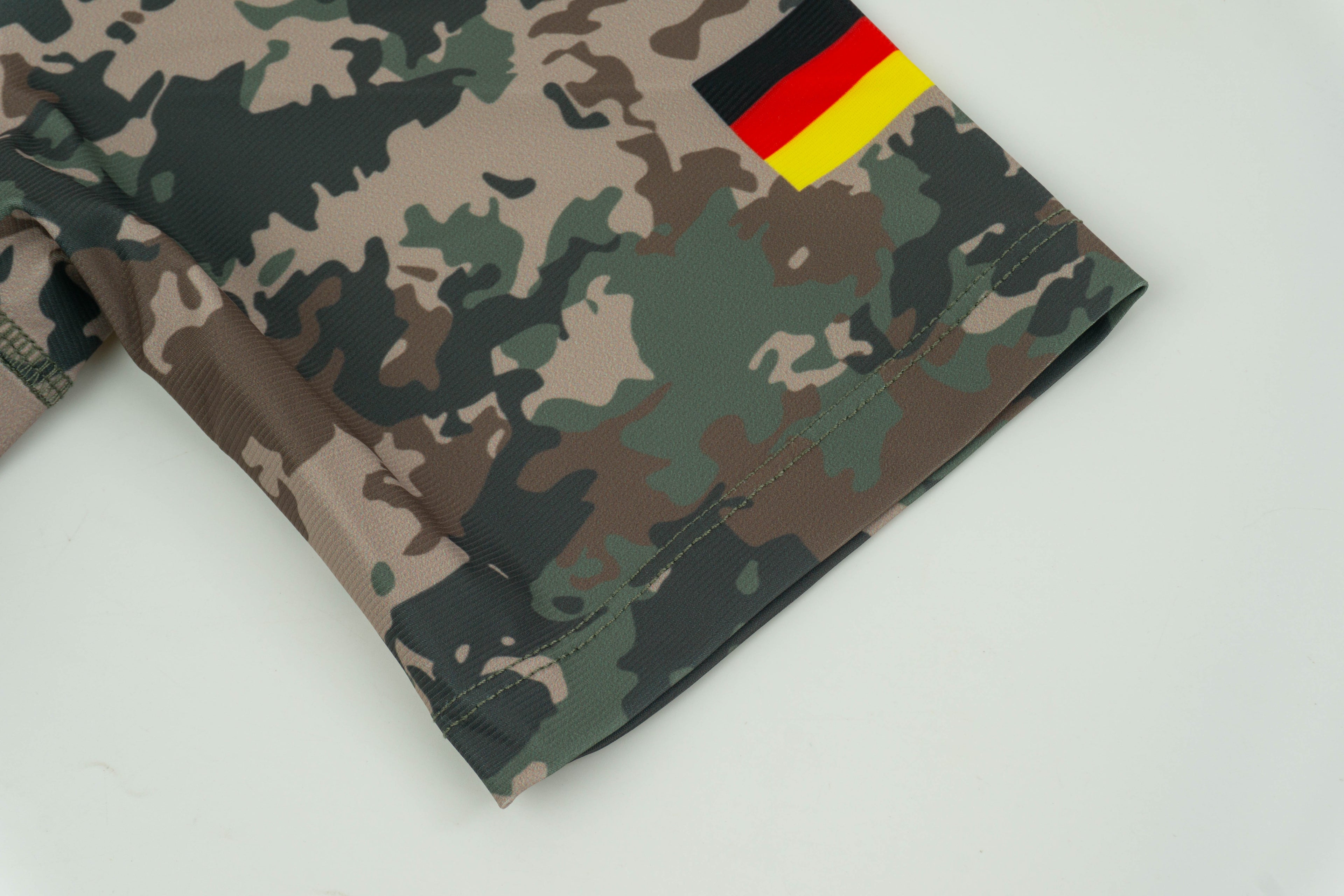 Deutschland – Rashguard Grün Camo