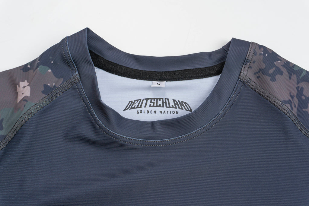 Deutschland - Rashguard (Gunmetal Camo)