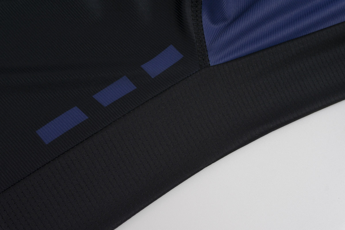 Golden Nation Deutschland Rashguard Blau – Detail